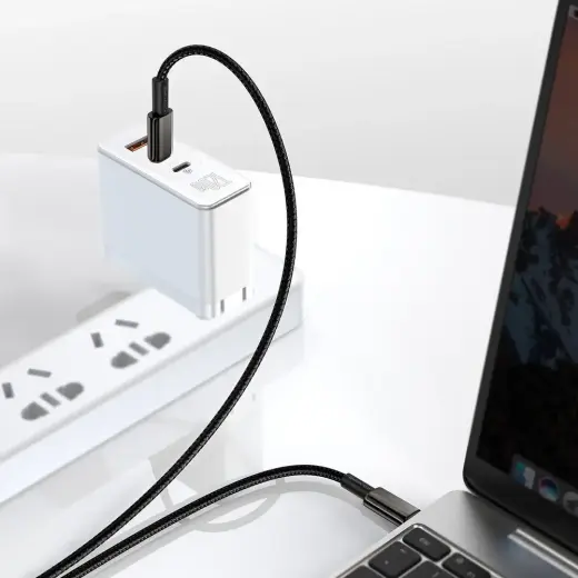Baseus Tungsten Gold datu pārraides un uzlādes vads | USB-C uz USB-C | 100W | 2m | melns