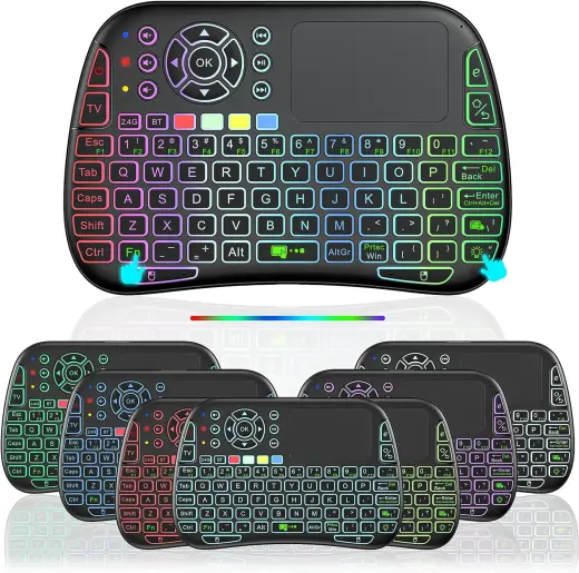 Fusion NGAGE kompakta bezvadu tastatūra ar skārienpaliktni un krāsainu apgaismojumu Android | iOS | TV | PC